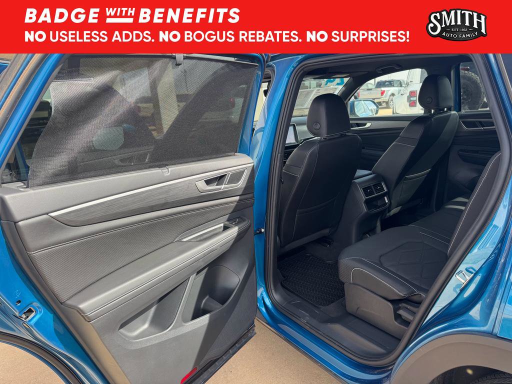 Used 2024 Volkswagen Atlas Cross Sport SE image 17