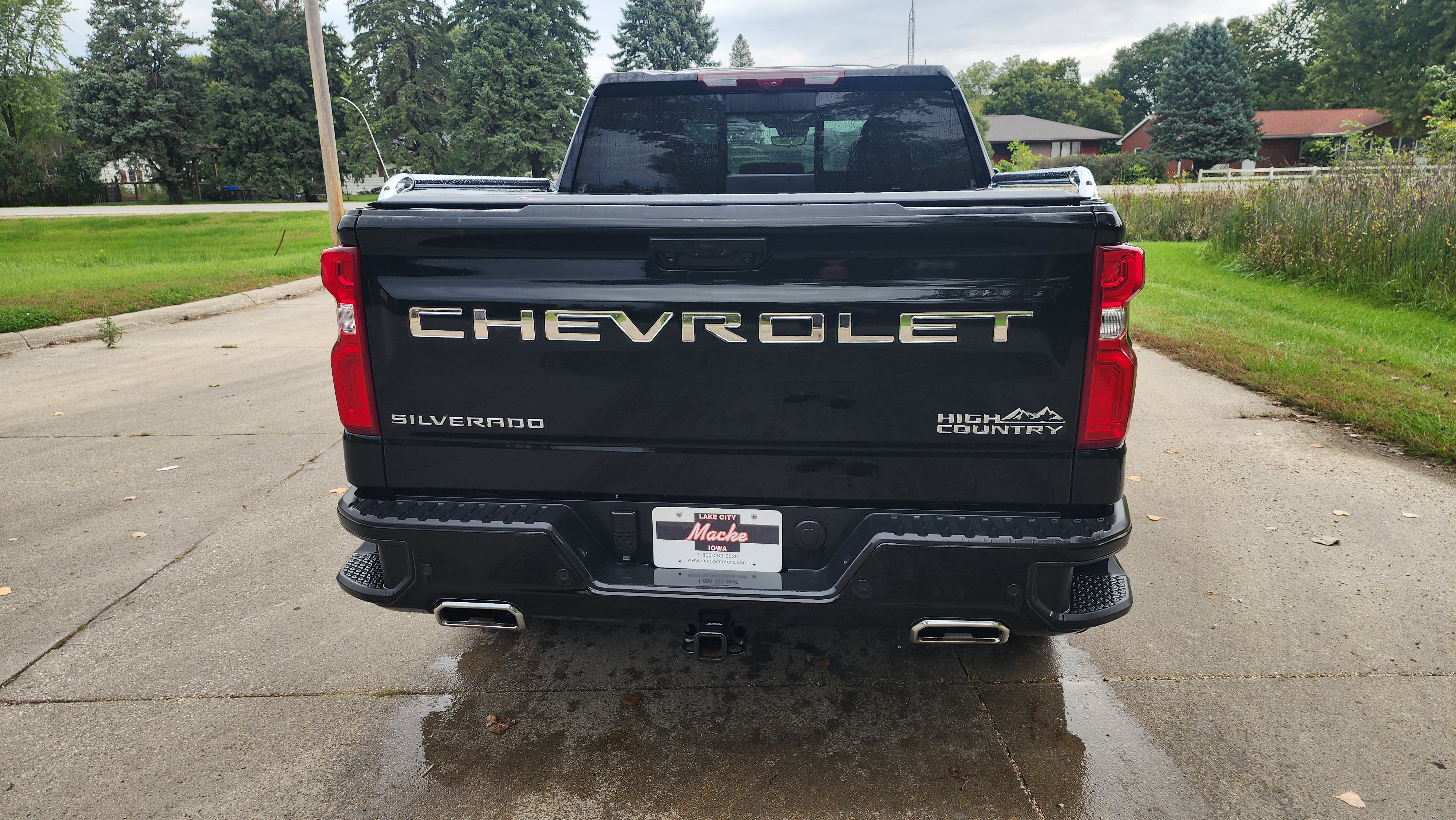 Certified 2025 Chevrolet Silverado 1500 High Country w/ High Country Premium Package AWD/4WD image 5