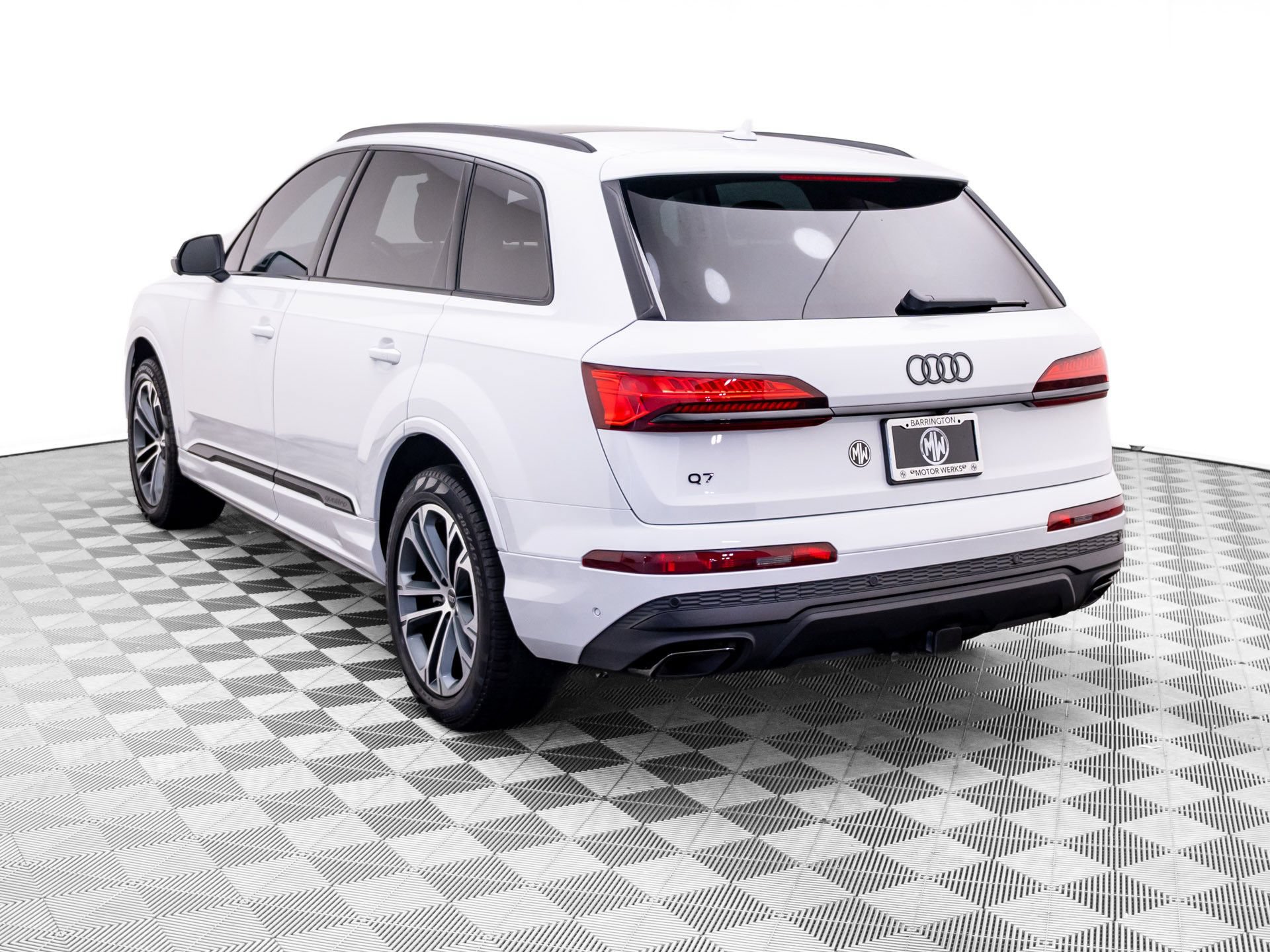 Used 2025 Audi Q7 2.0T Premium Plus AWD/4WD image 3