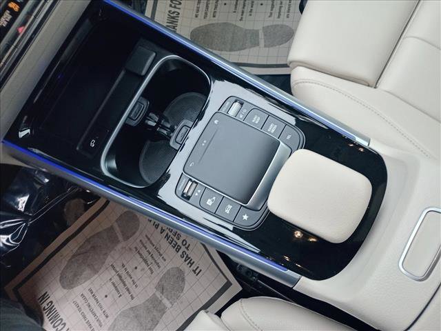Used 2023 Mercedes-Benz GLB 250 image 16