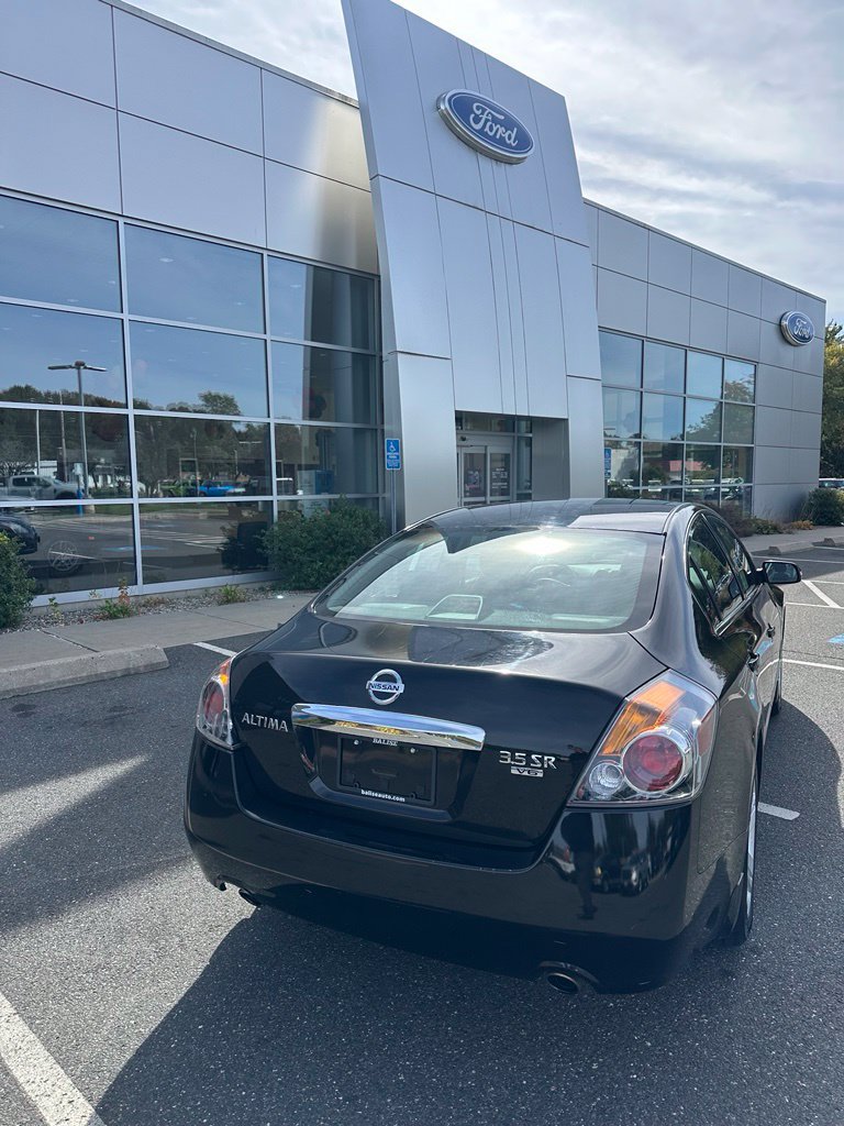 Used 2012 Nissan Altima 3.5 SR FWD image 4