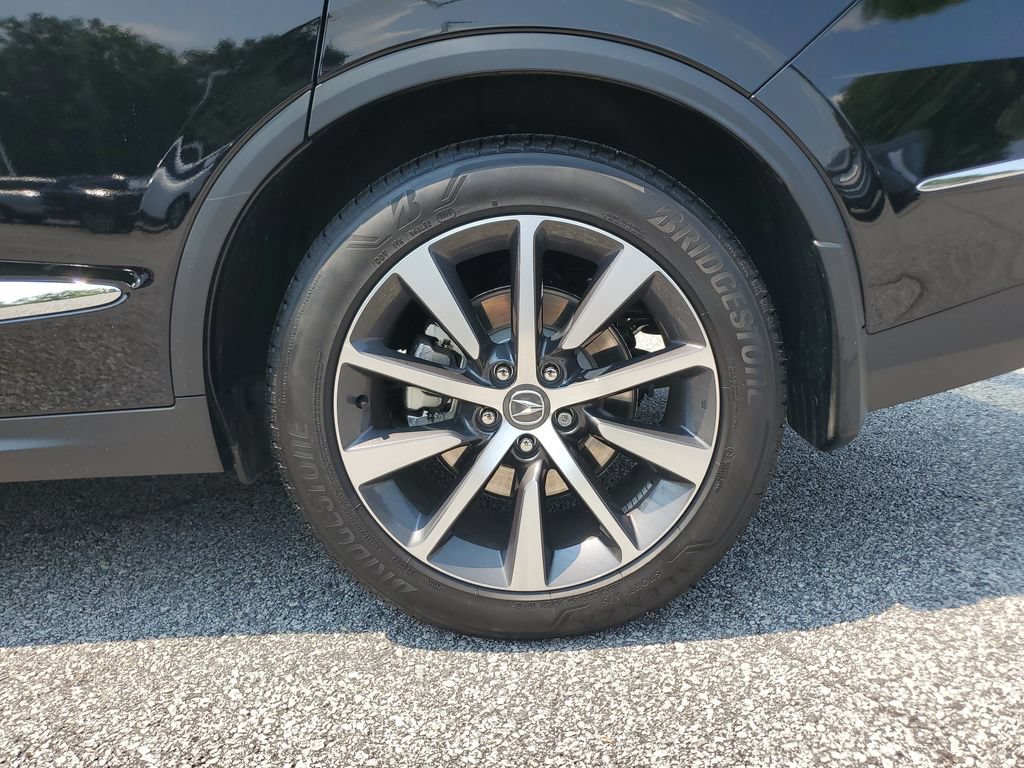 Certified 2026 Acura MDX w/ Technology Package FWD image 11