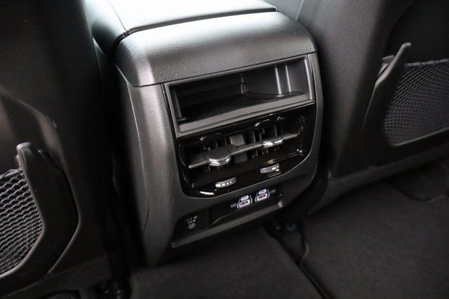 New 2025 Jeep Grand Cherokee Altitude image 36