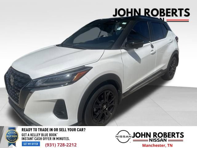Used 2021 Nissan Kicks SR image 3