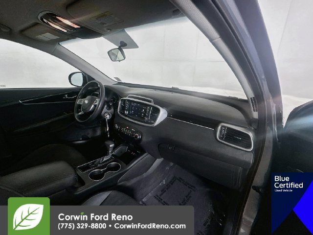 Used 2020 Kia Sorento FWD V6 image 30
