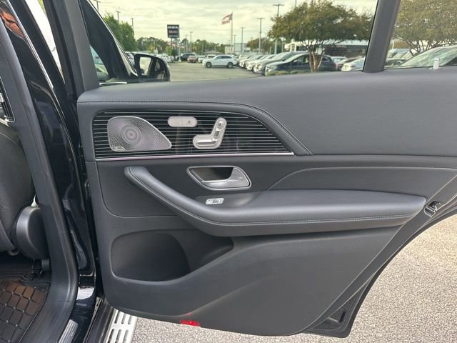 Certified 2024 Mercedes-Benz GLS 580 4MATIC image 31