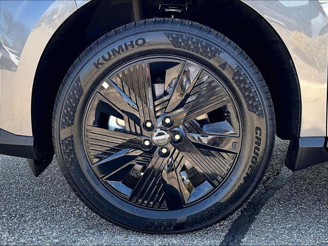 Certified 2025 Nissan Murano SV w/ Cargo Package image 7