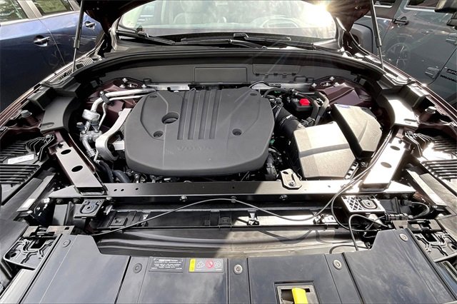 New 2026 Volvo XC60 B5 Ultra w/ Climate Package image 12