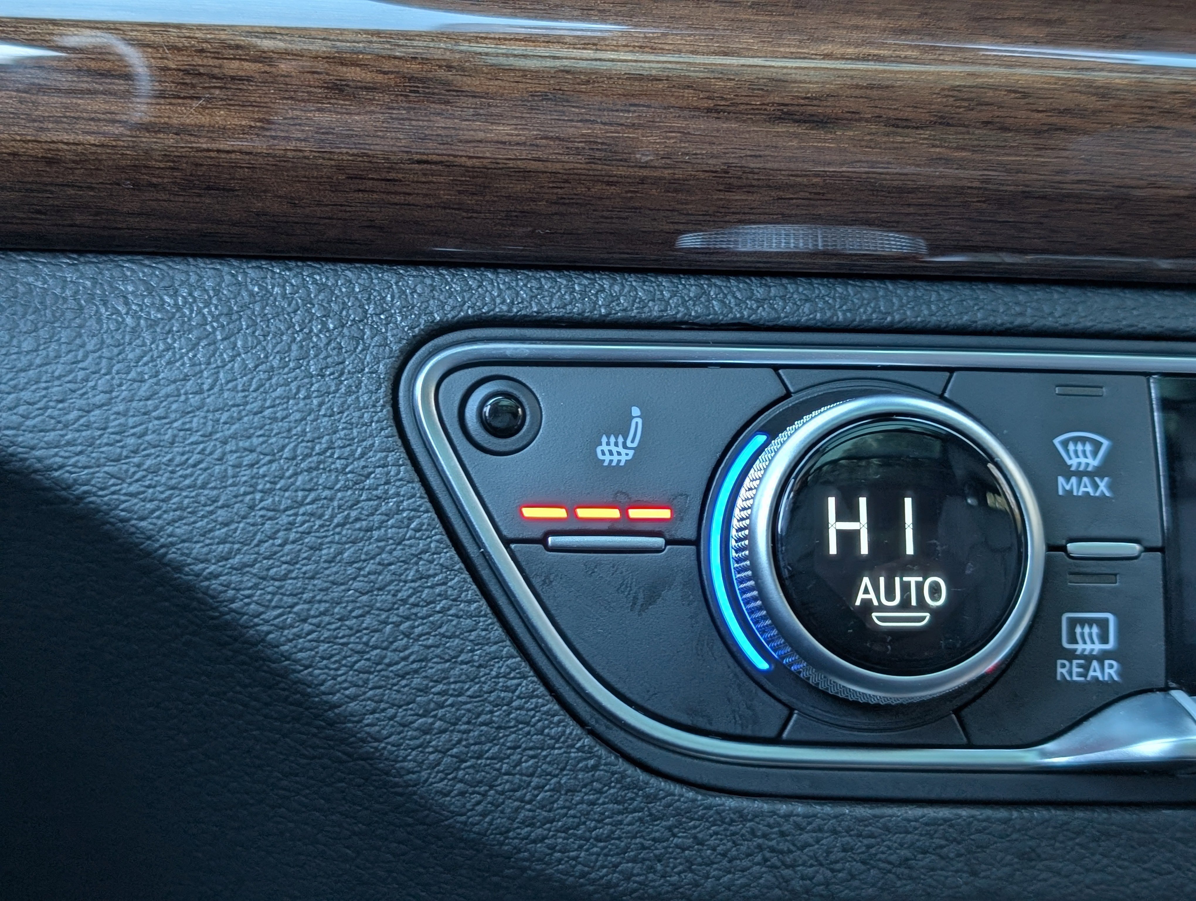 Used 2024 Audi Q5 e Premium Plus image 35