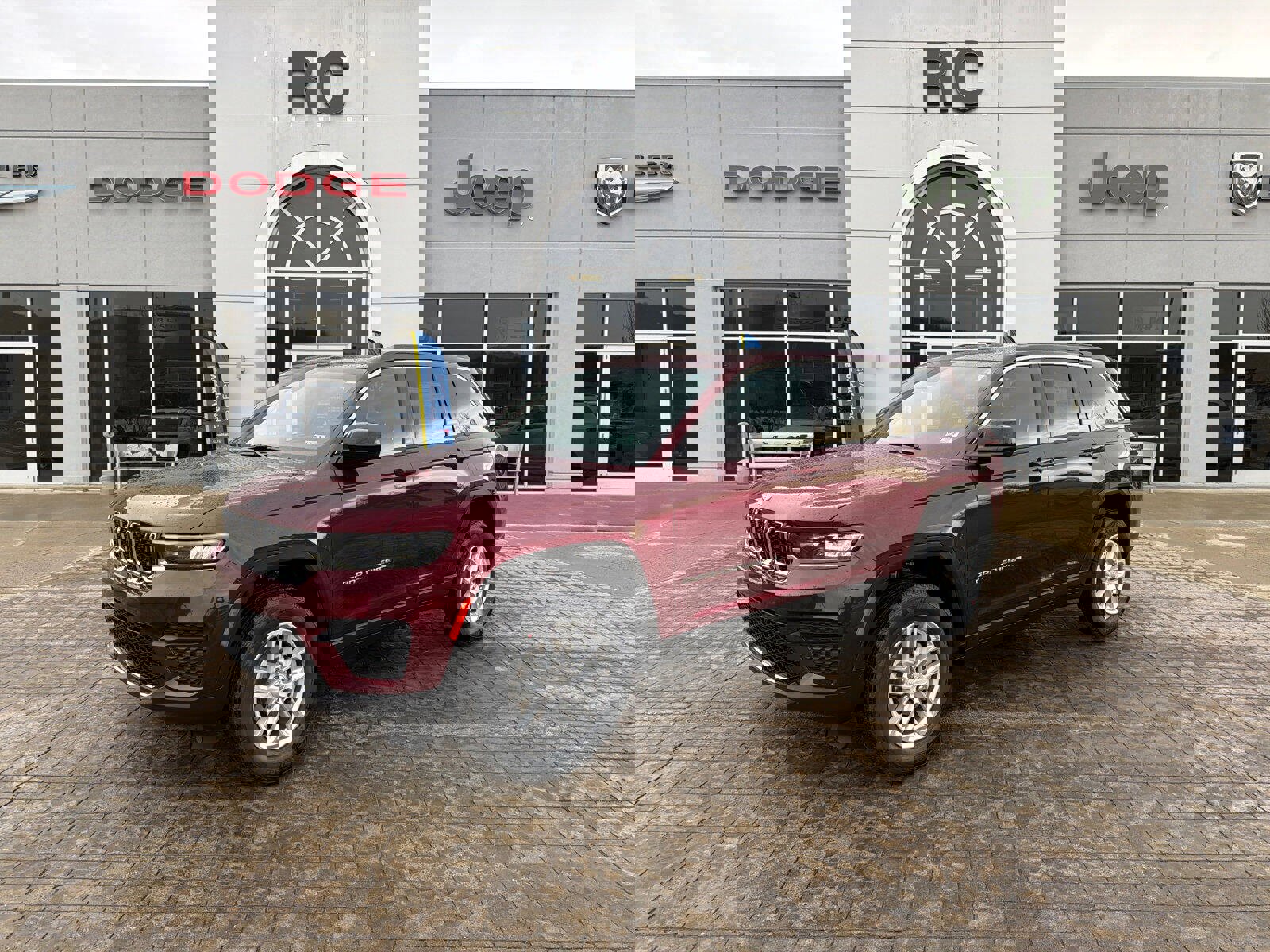 New 2026 Jeep Grand Cherokee Laredo X image 1