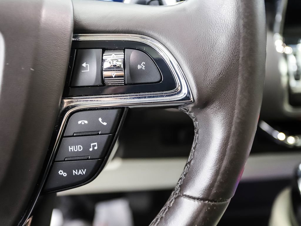 Used 2021 Lincoln Navigator Black Label image 13