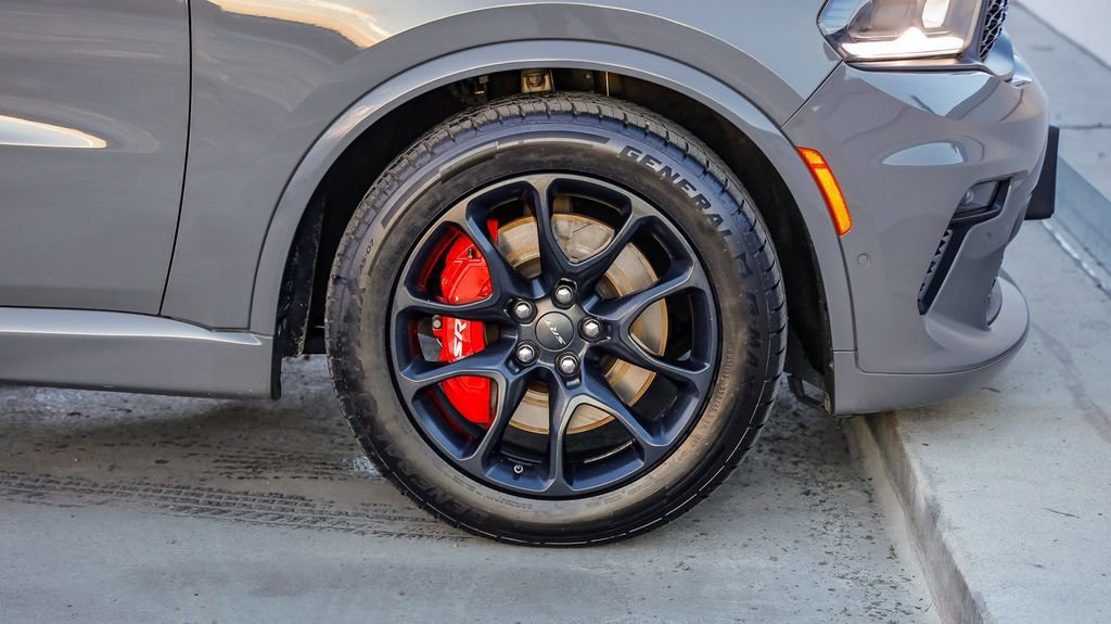 Used 2021 Dodge Durango SRT w/ Technology Group image 11