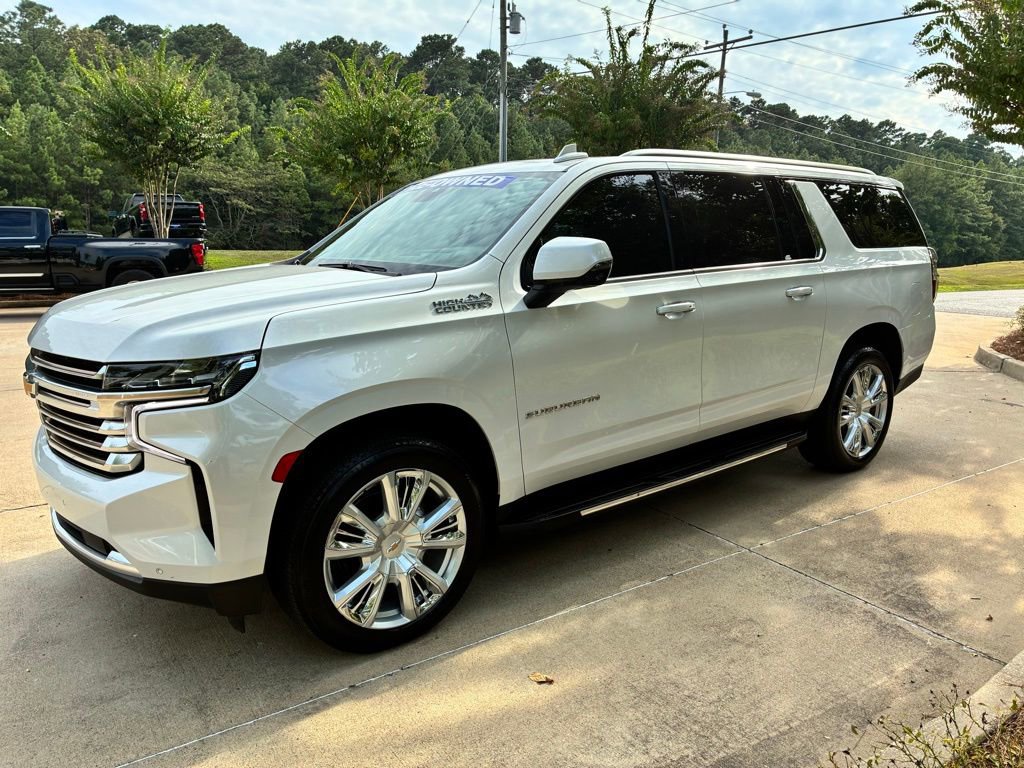Used 2023 Chevrolet Suburban High Country image 18