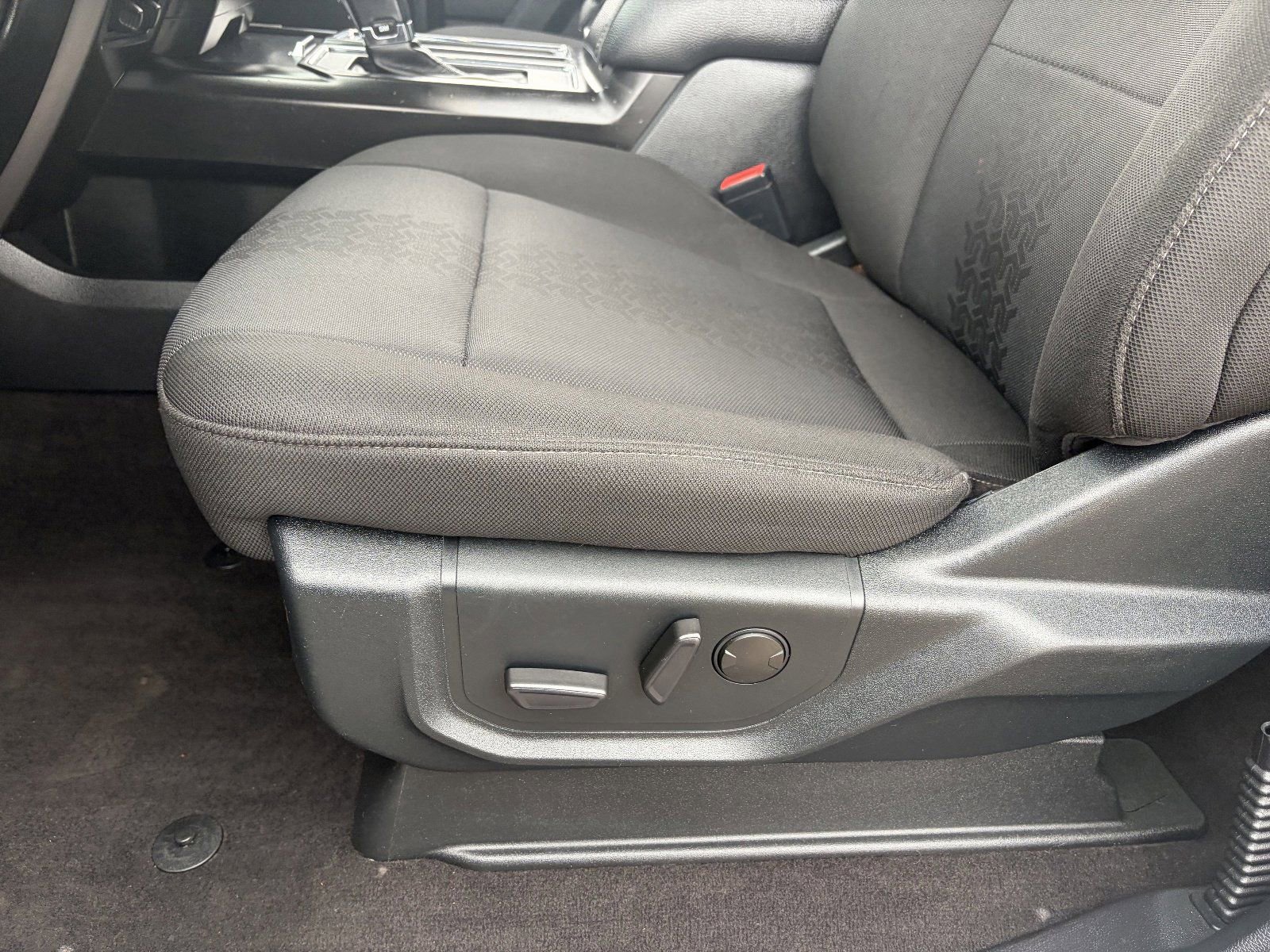 Used 2020 Ford F150 XLT w/ Equipment Group 302A Luxury image 22