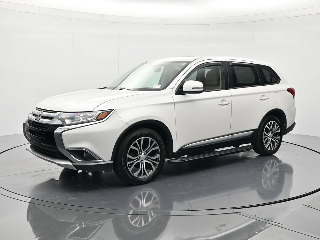 Used 2018 Mitsubishi Outlander SE FWD image 1