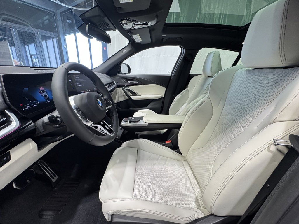 New 2026 BMW X2 xDrive28i w/ Technology Package image 18