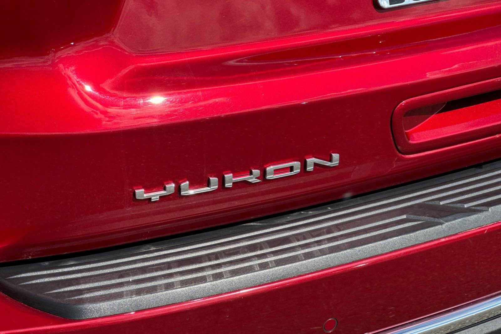 Used 2024 GMC Yukon SLT image 51