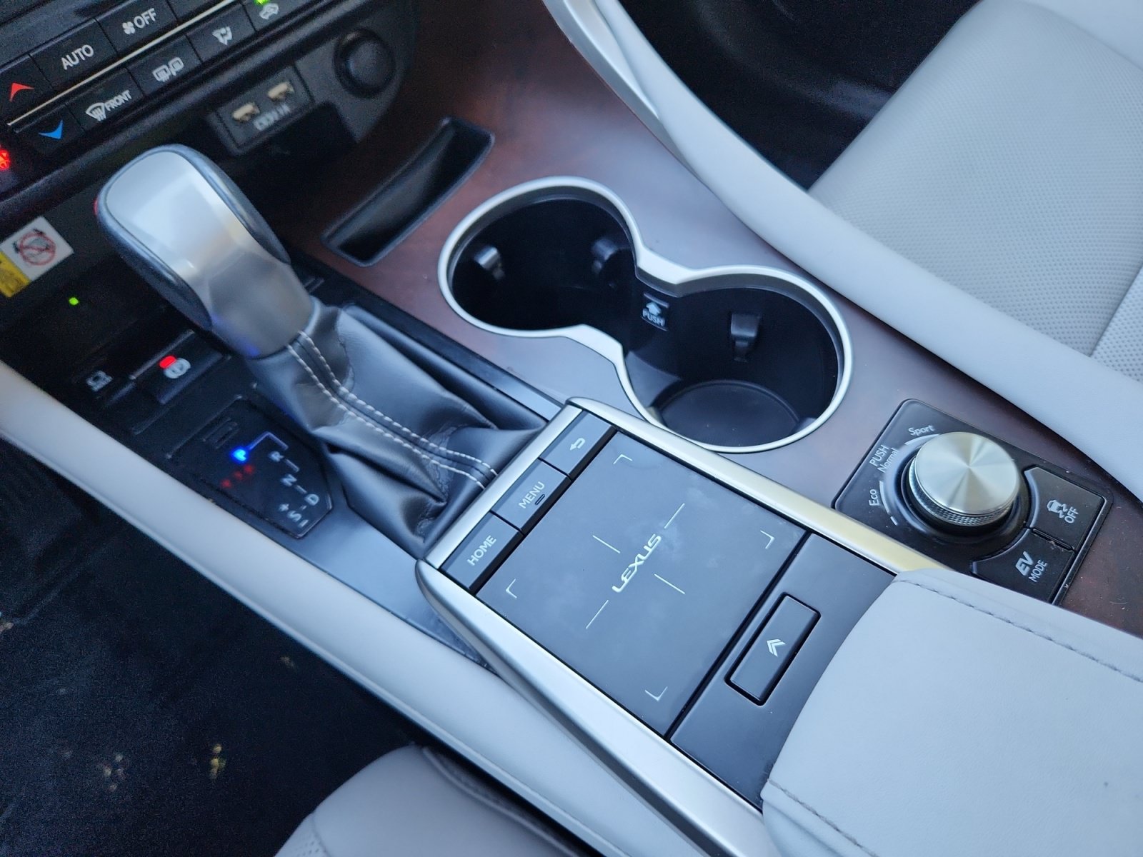 Used 2021 Lexus RX 450h AWD w/ Premium Package image 15