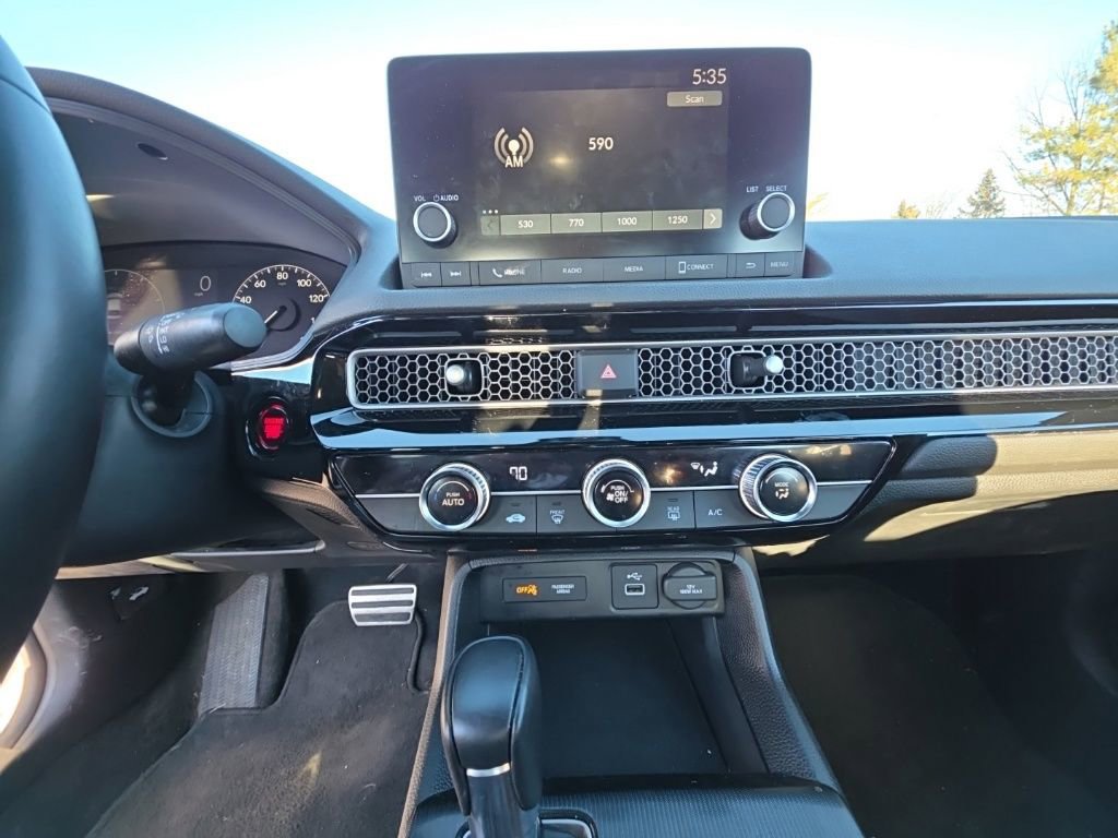 Used 2023 Honda Civic Sport image 16