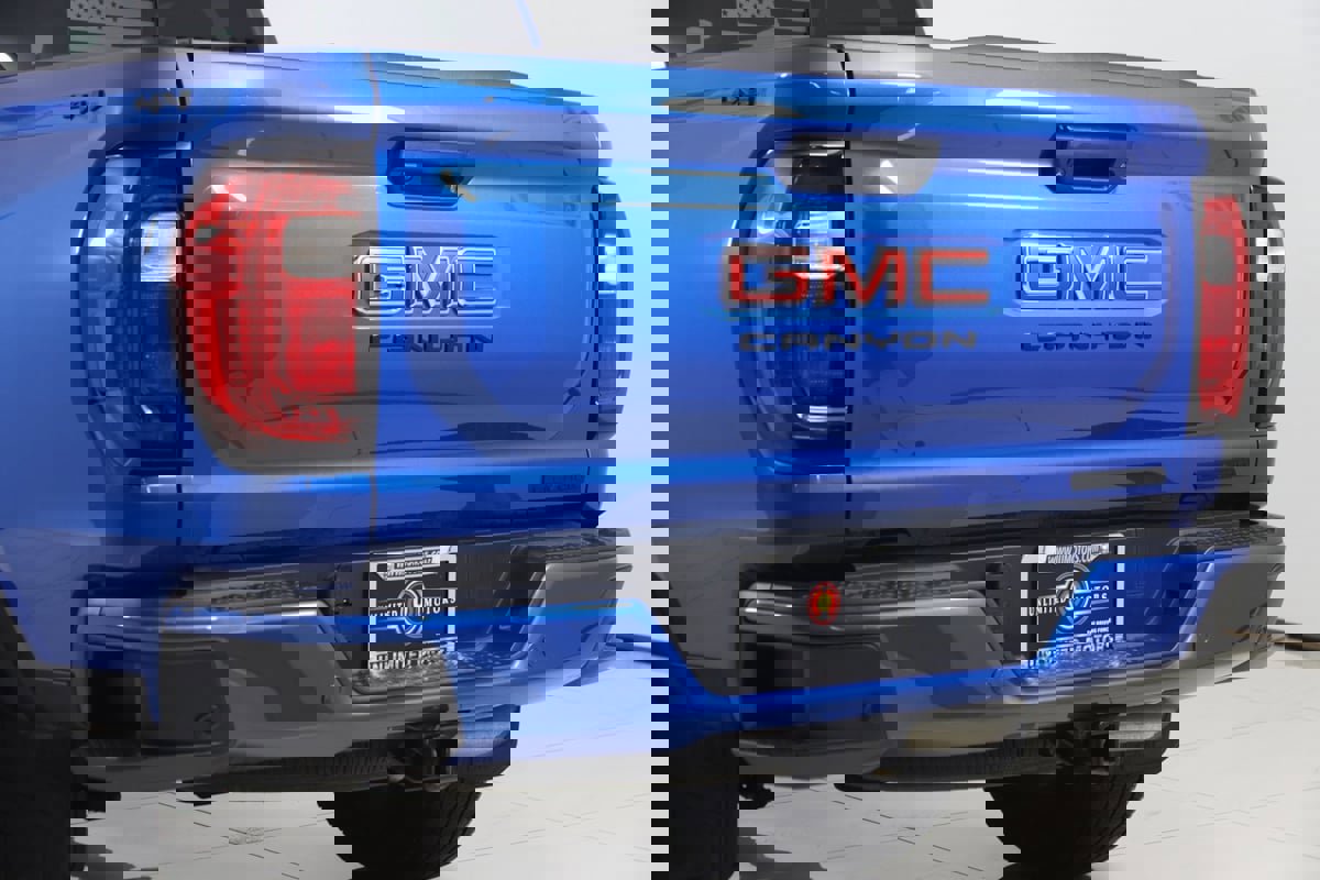Used 2023 GMC Canyon Elevation w/ Convenience Package image 22