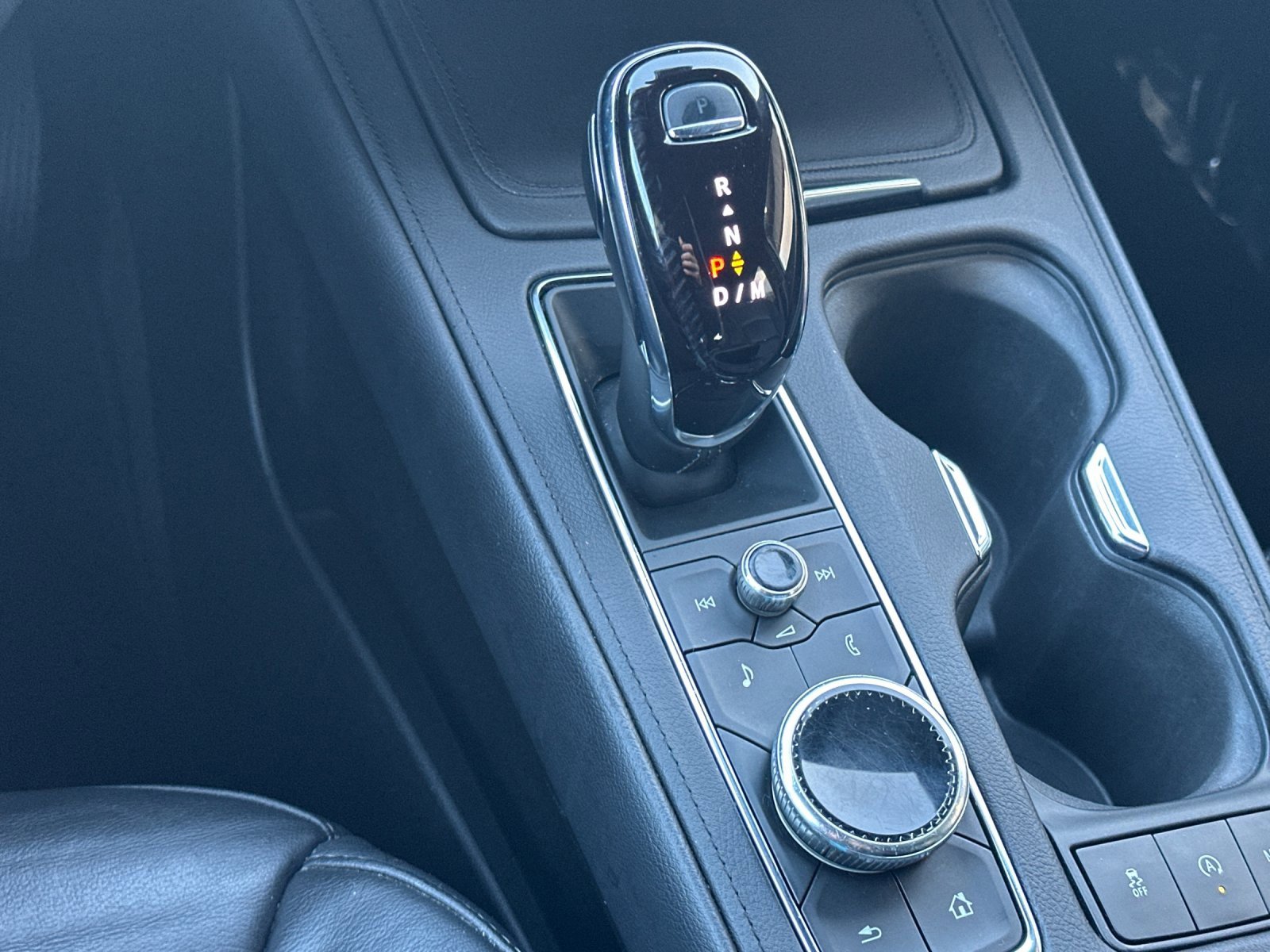 Used 2023 Cadillac XT4 Premium Luxury image 21