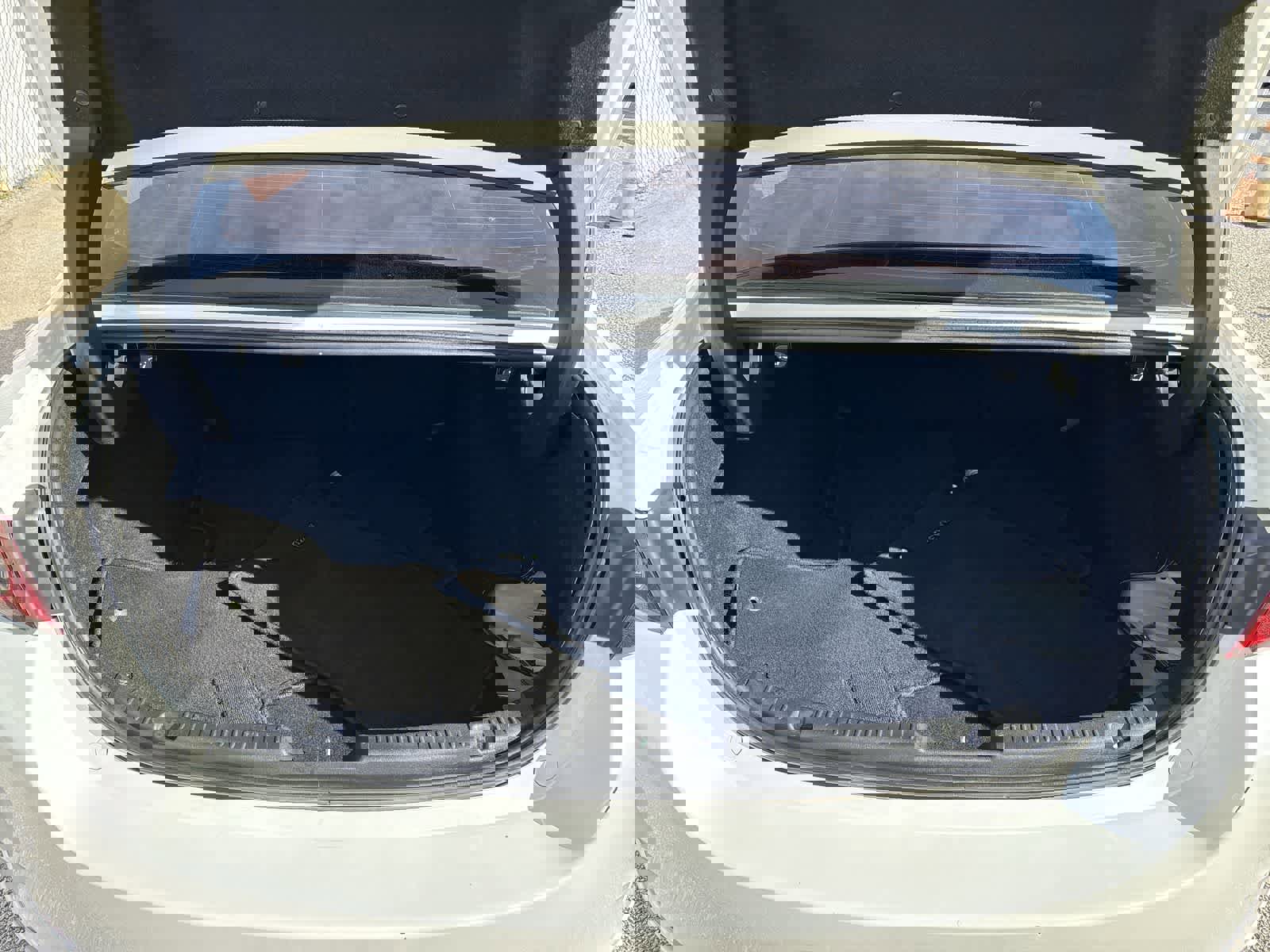 Used 2020 MAZDA MAZDA3 Sedan image 18