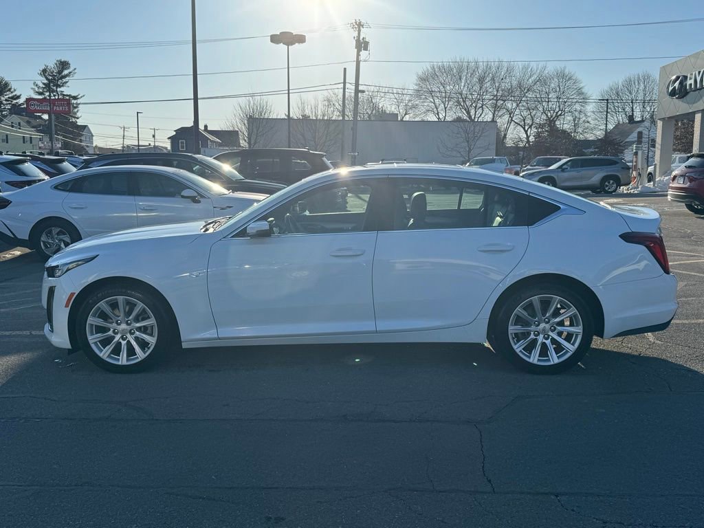 Used 2021 Cadillac CT5 Luxury image 2