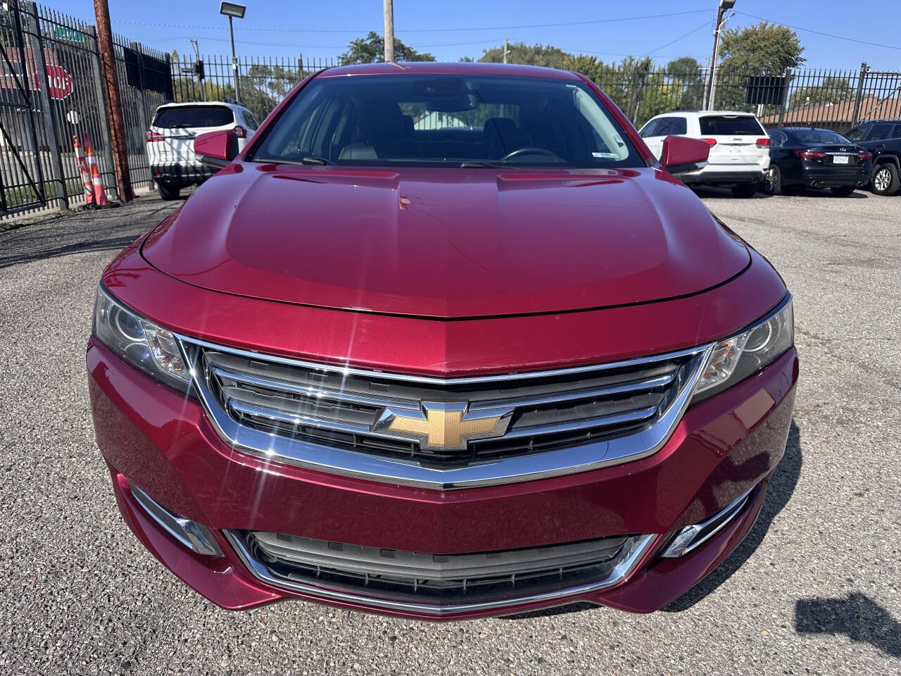 Used 2015 Chevrolet Impala LT w/ Convenience Package FWD image 2