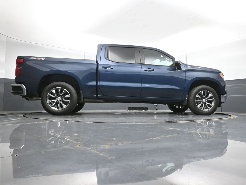 Used 2023 Chevrolet Silverado 1500 LT image 37