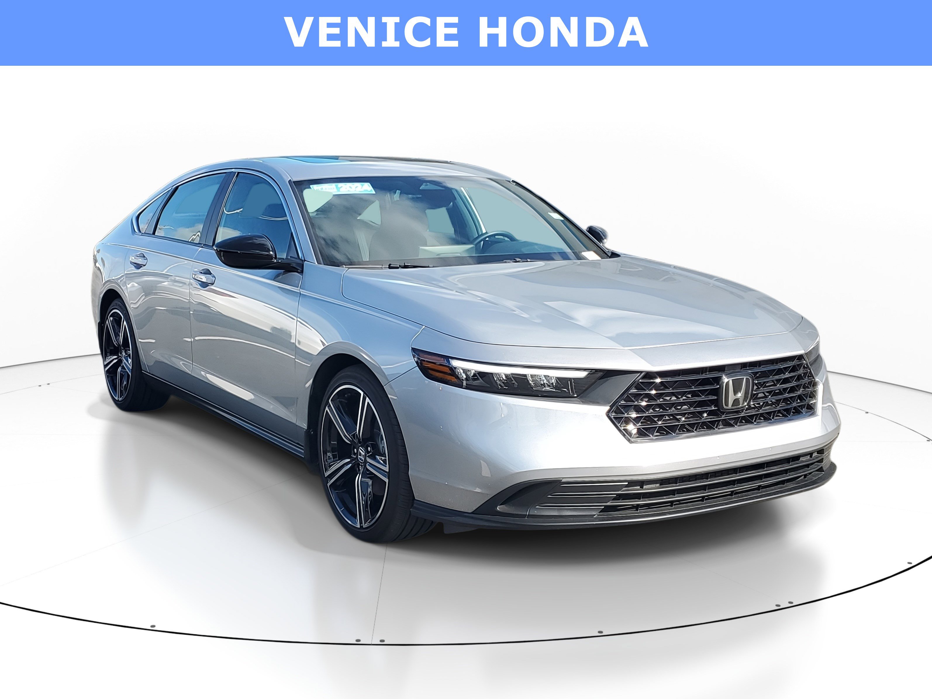 Used 2024 Honda Accord Sport image 1