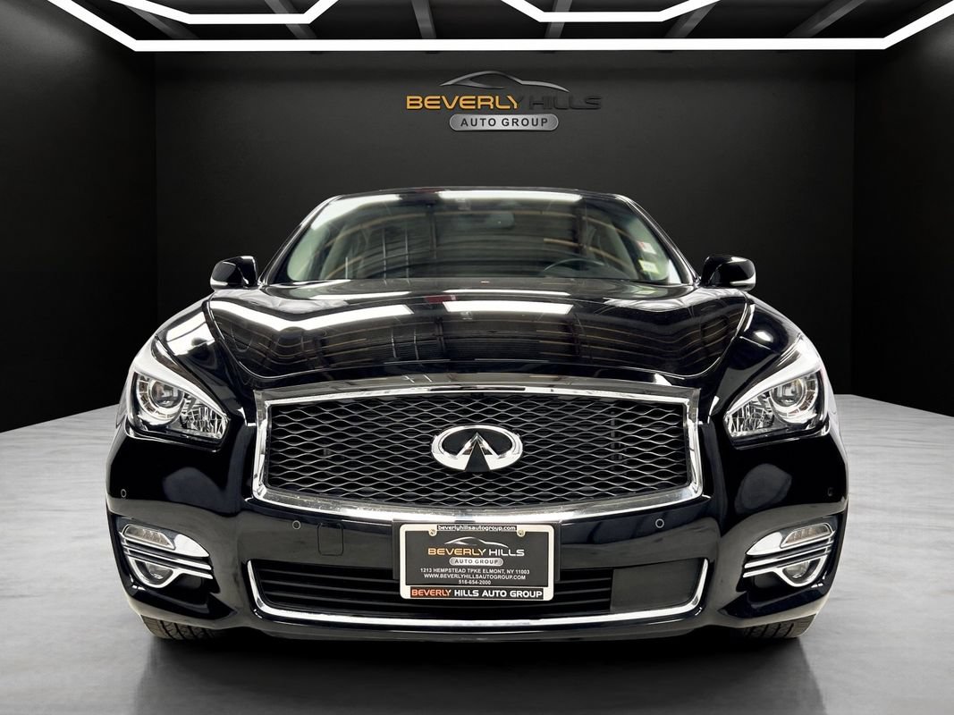 Used 2019 INFINITI Q70 L 5.6 AWD/4WD image 8