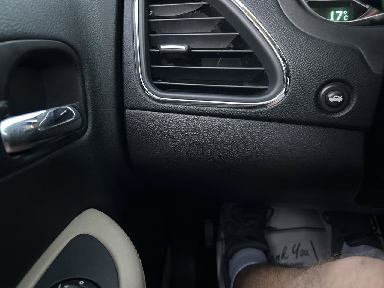 Used 2013 Chrysler 200 Touring FWD image 24