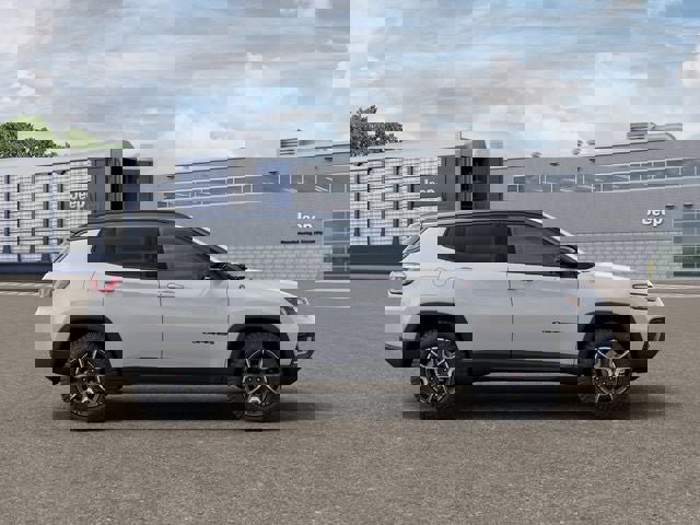 New 2026 Jeep Compass Trailhawk image 21