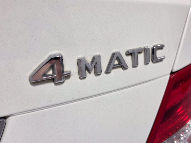 Used 2012 Mercedes-Benz C 300 4MATIC Sedan w/ Multimedia Pkg image 11