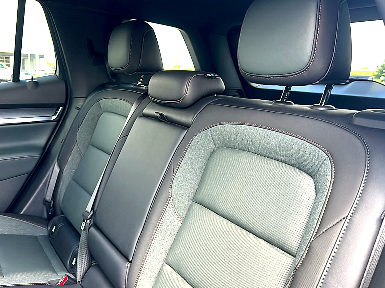 New 2026 GMC Terrain AT4 AWD/4WD image 17
