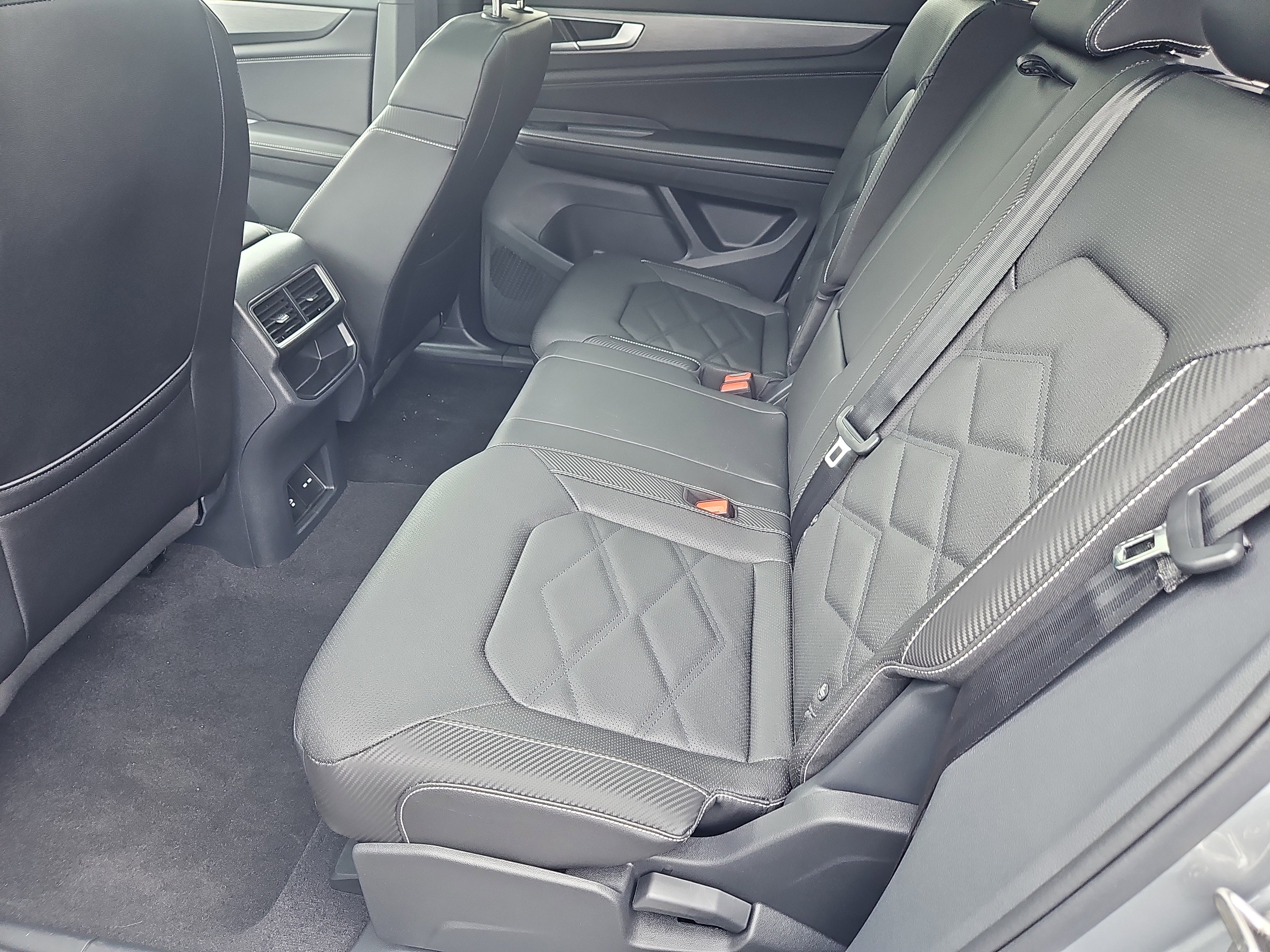 New 2026 Volkswagen Atlas Cross Sport SE image 20