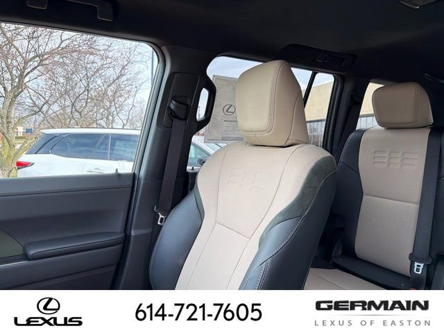 New 2026 Lexus GX 550 AWD/4WD image 22