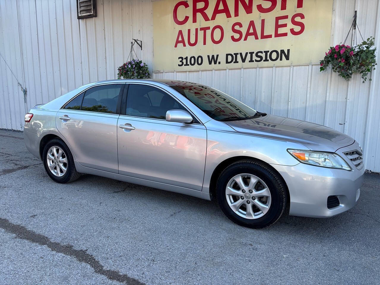 Used 2011 Toyota Camry LE w/ LE Extra-Value Pkg image 9