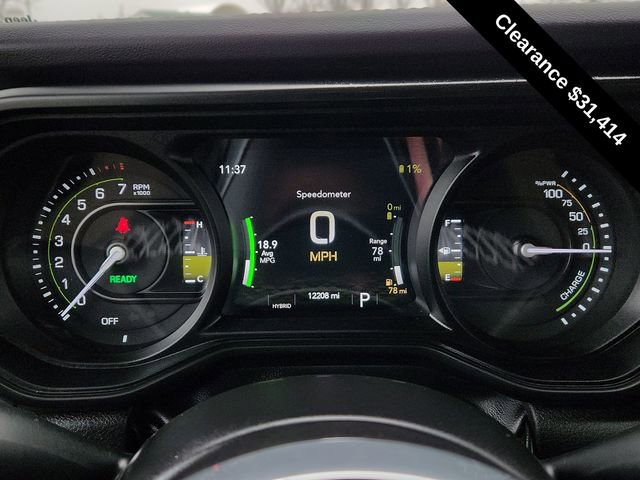 Used 2025 Jeep Wrangler Unlimited Sahara w/ Safety Group AWD/4WD image 38