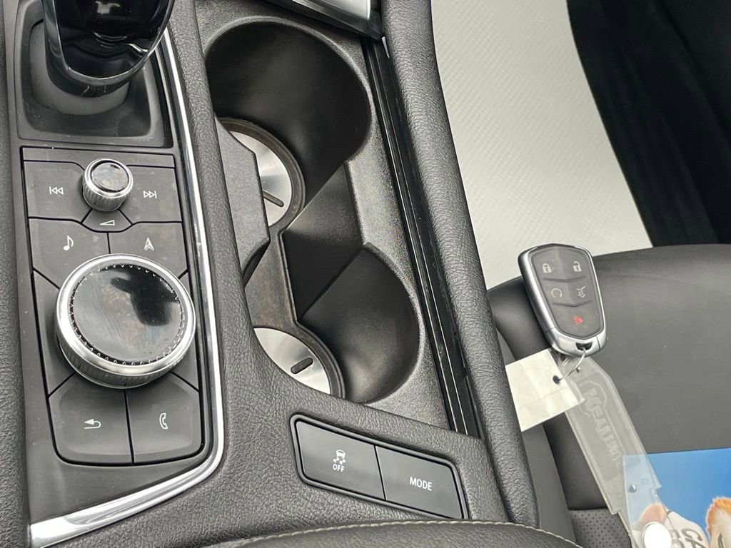 Used 2024 Cadillac XT6 Sport w/ LPO, Floor Liner Package AWD/4WD image 40