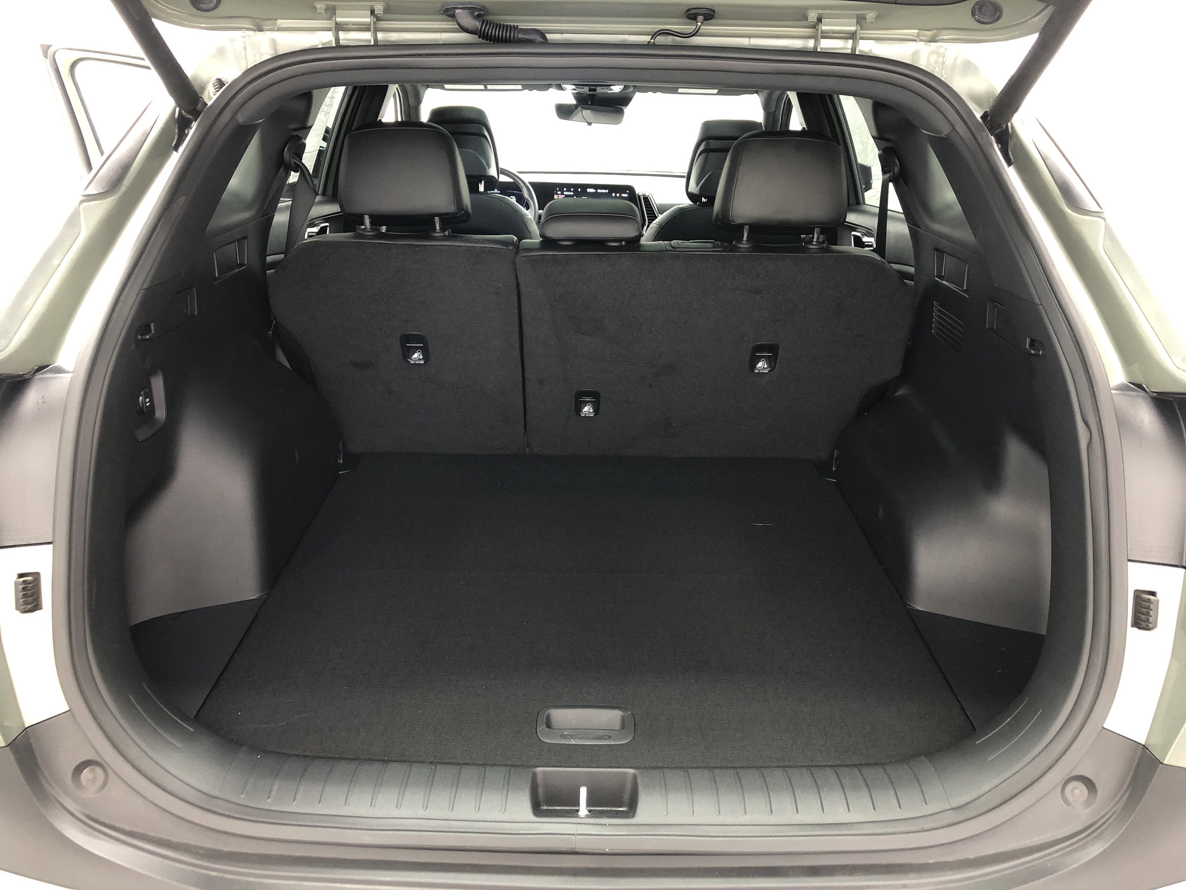 Certified 2024 Kia Sportage X-Line w/ X-Line Premium Package image 8