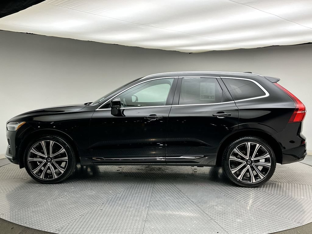 Used 2023 Volvo XC60 B5 Ultimate AWD/4WD image 10