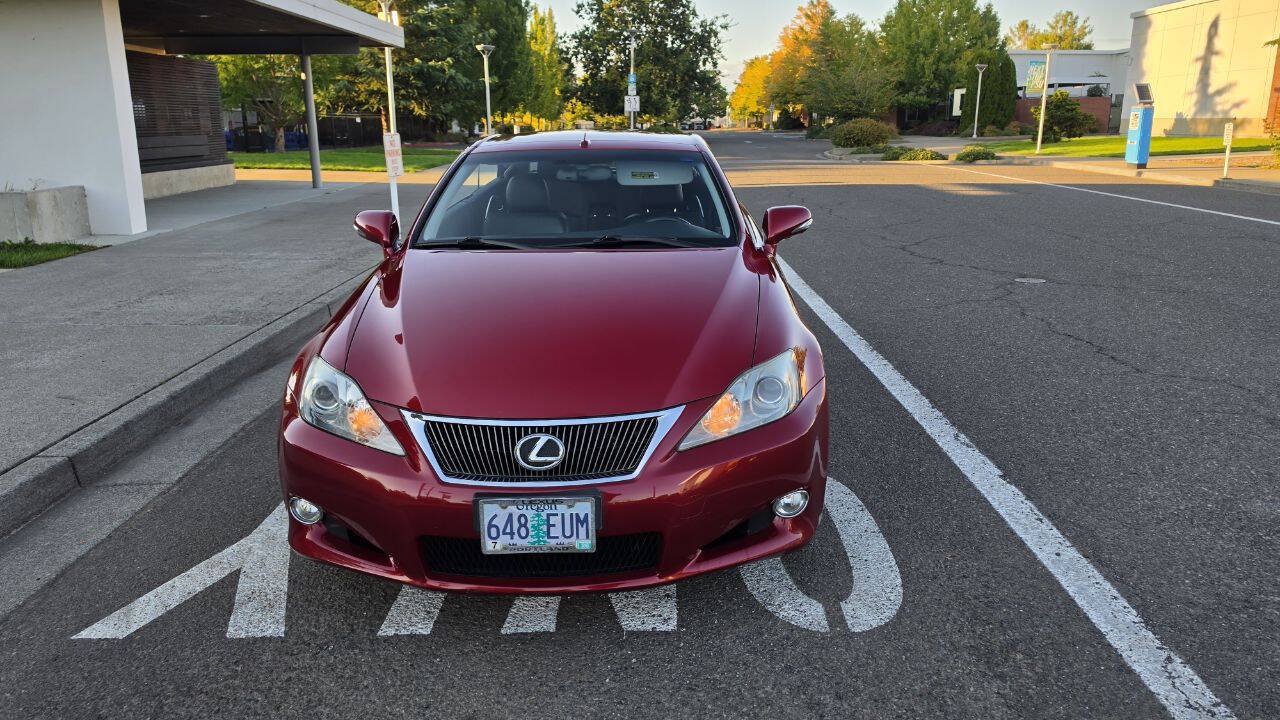 Used 2010 Lexus IS 350C w/ Luxury Pkg RWD image 2