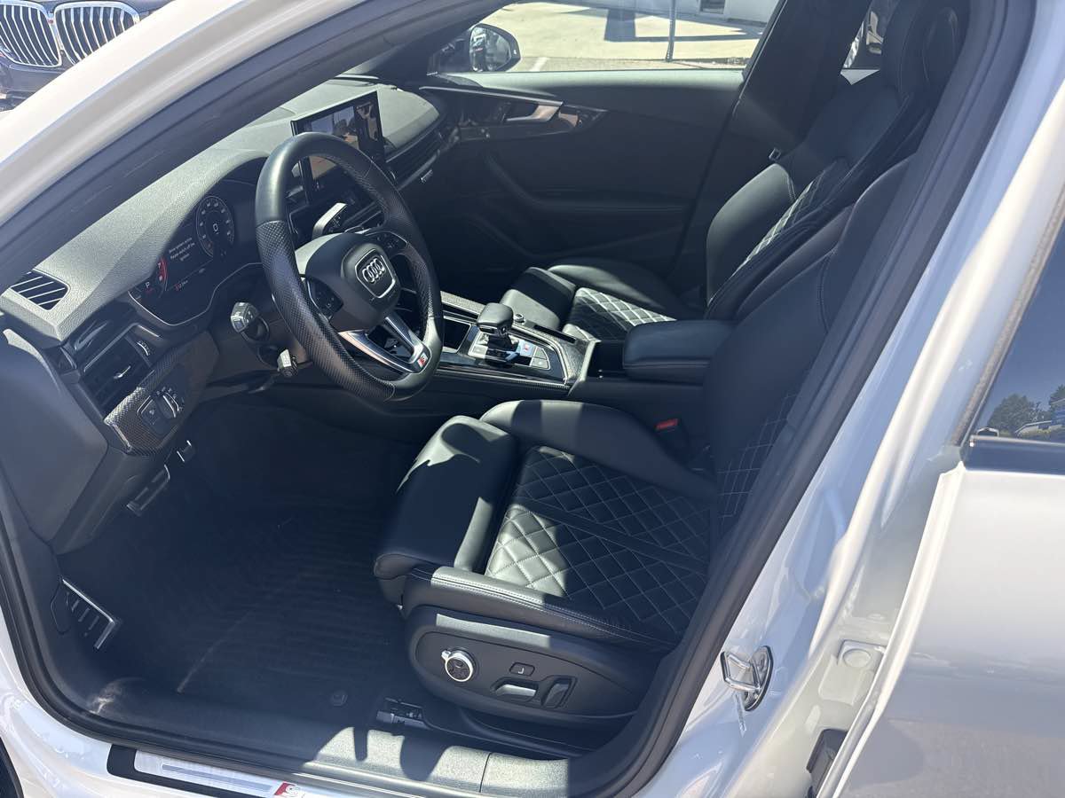 Used 2021 Audi S4 Premium Plus w/ Premium Plus Package AWD/4WD image 13