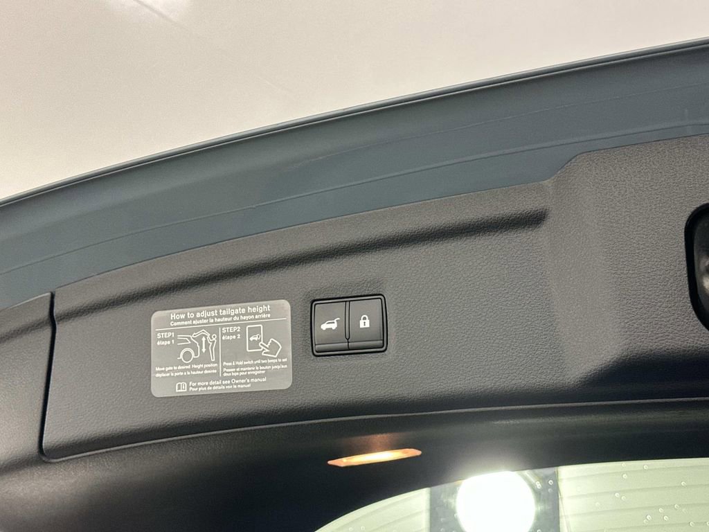 Certified 2023 INFINITI QX50 Luxe image 33