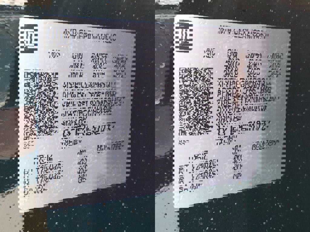 New 2025 Cadillac Escalade IQ Sport 2 image 18