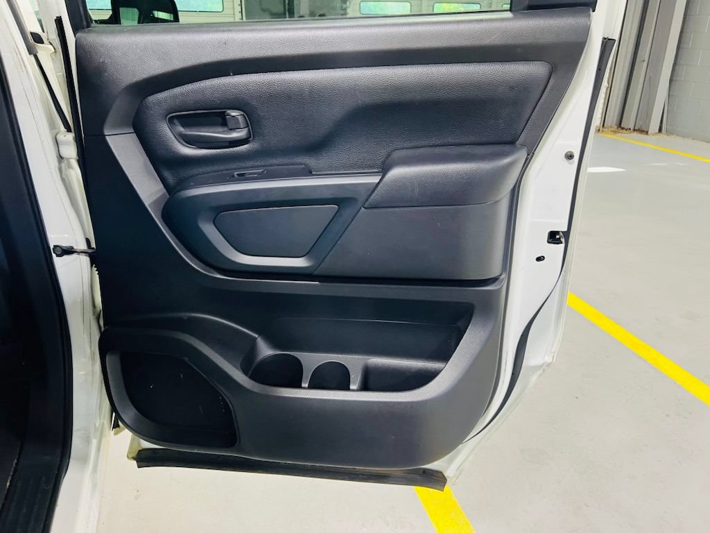 Used 2018 Nissan Titan S w/ S Utility Package RWD image 32
