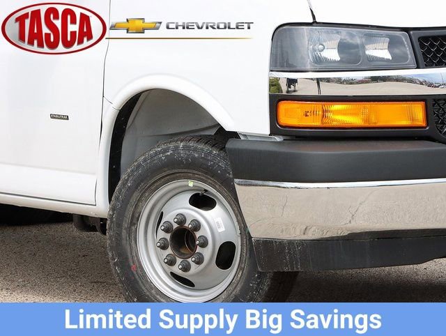 New 2025 Chevrolet Express 3500 w/ Power Convenience Package RWD image 3