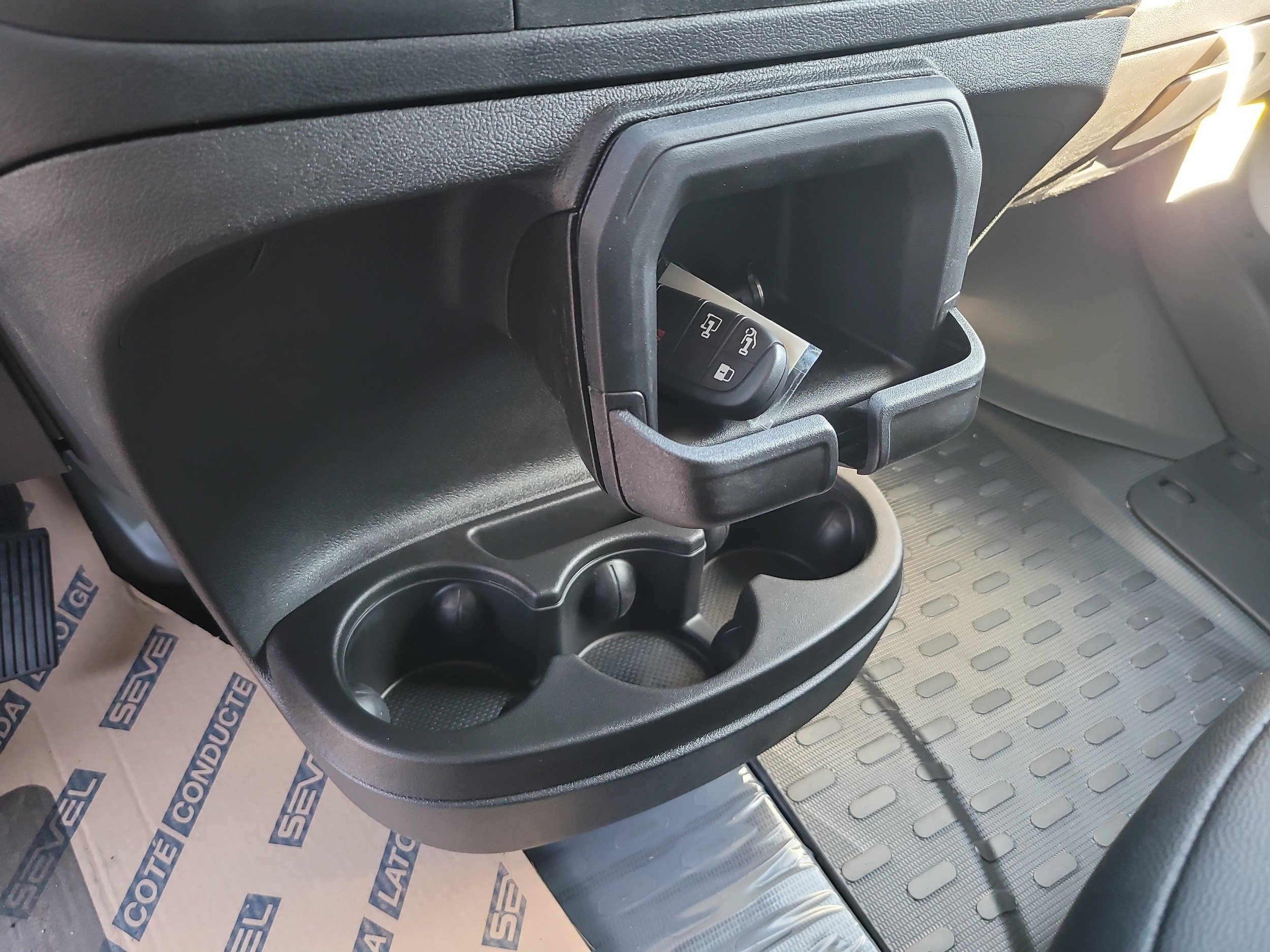 New 2026 RAM ProMaster 1500 w/ Convenience Group FWD image 21