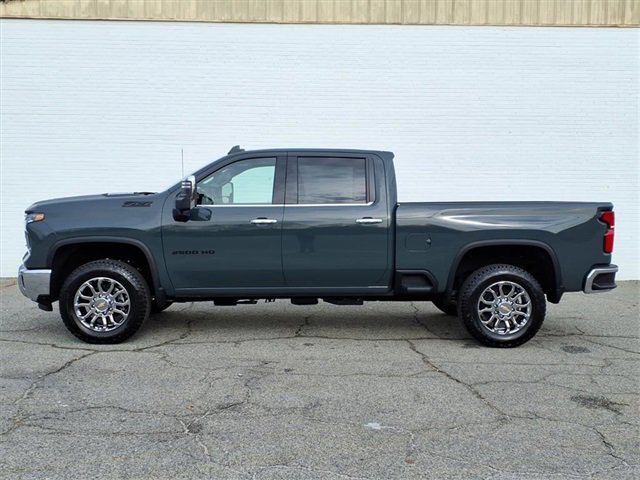 New 2026 Chevrolet Silverado 2500 LTZ w/ LTZ Premium Package image 2